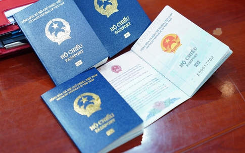 Nộp hồ sơ hộ chiếu trước 1/7/2026 có phải khai lại theo quy định mới?