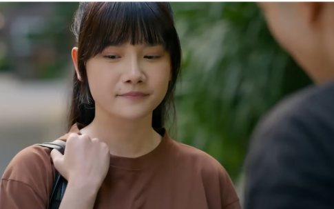 Tuyết Lan bất ngờ tới nhà Khuê học nhóm