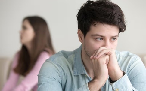 Người phụ nữ 36 tuổi vô sinh thứ phát, phát hiện nguyên nhân vì tử cung chi chít sẹo