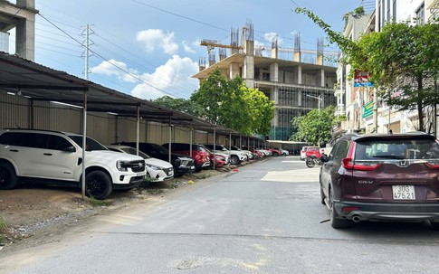 Hà Nội: Bất chấp 'tối hậu thư' của UBND phường Hà Đông, nhiều bãi xe không phép vẫn ngang nhiên hoạt động