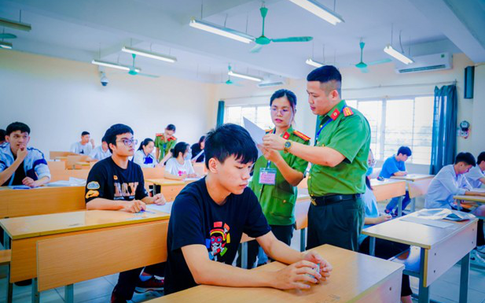 Đã có đề thi minh họa kỳ thi văn bằng 2 Công an trên máy tính