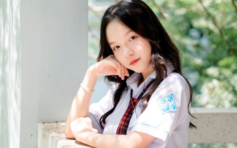 Điều ít biết về profile của nữ sinh trường Quốc học Huế là đại biểu trẻ nhất Đại hội Đoàn toàn quốc lần thứ XIII