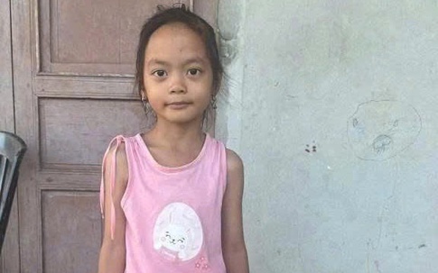 MS 1092: Bé gái 7 tuổi chỉ nặng hơn 12 kilogram vì bệnh tim bẩm sinh mong được điều trị