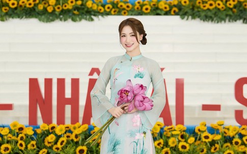 Ca sĩ Hòa Minzy trúng cử