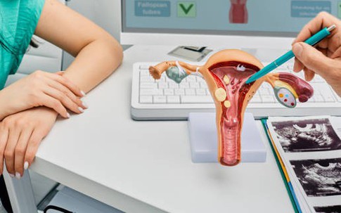 Mãn kinh rồi có mắc ung thư cổ tử cung không?
