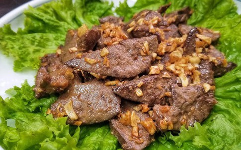Ít người mua vì nghĩ không bổ, phần thịt lợn giá rẻ này lại giàu vitamin A và sắt, ăn đúng cách vừa ngon vừa bổ
