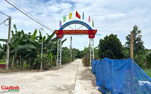 Từ vụ sân thể thao trái phép ven sông Đáy: Chính quyền phường kiến nghị cấp phép tạm cho hơn 200 hộ dân vùng bãi Yên Nghĩa