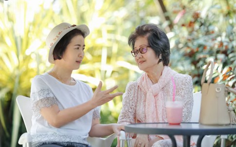 Tôi có lương hưu, em họ không có đồng nào nhưng người an nhàn lại là em ấy