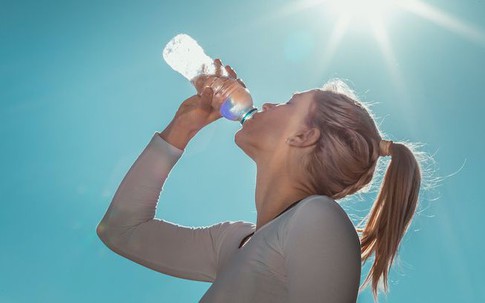 7 lợi ích của việc uống đủ nước mỗi ngày: Điều số 5 khiến nhiều người bất ngờ