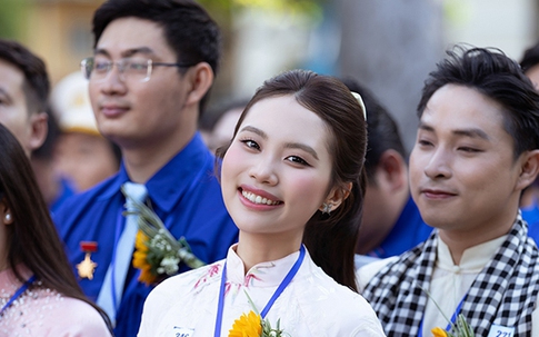 23 tuổi, Phương Mỹ Chi tiếp tục có tin vui 