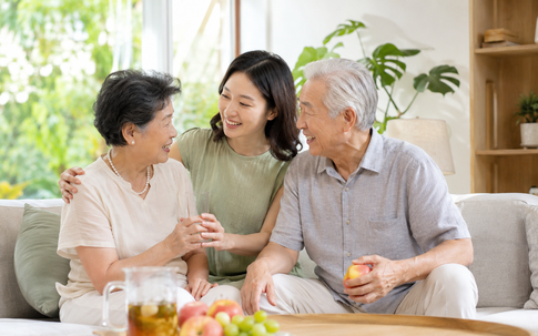 Giữ chặt 2,7 tỷ đồng không chia cho con cái, cụ bà có cuộc sống tuổi già vừa an nhàn vừa hạnh phúc