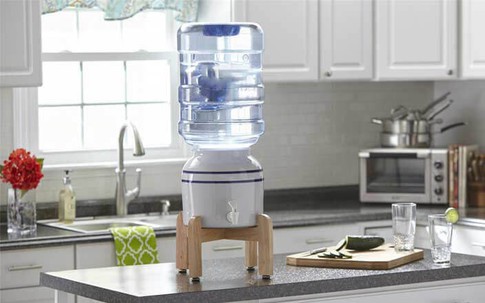 Cách chọn và bảo quản bình nước theo phong thủy để giữ tài lộc