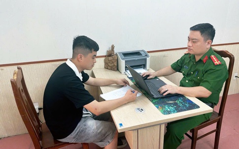 Nhận tiền lo 'chạy án' rồi lừa đảo chiếm đoạt