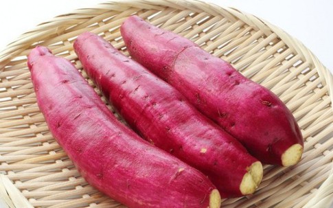 Da bật tông trắng mịn nhờ tuyệt chiêu tắm trắng bằng khoai lang