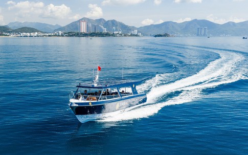 LuxGroup ra mắt du thuyền Amiral Cruises for Presidents trên sông Sài Gòn