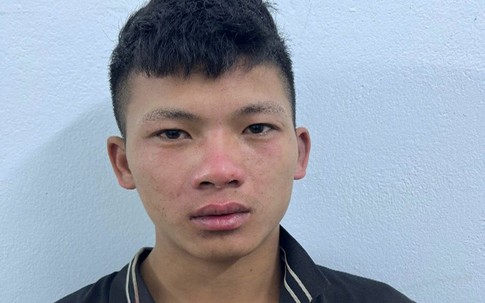 Uống rượu say, gã thanh niên hiếp dâm bé gái hàng xóm, rồi chém bố đẻ nạn nhân