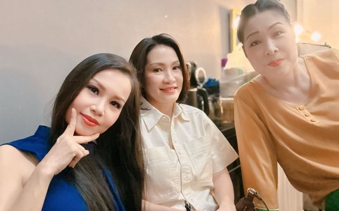 Hồng Đào gây chú ý với khoảnh khắc bên 2 đồng nghiệp thân thiết 