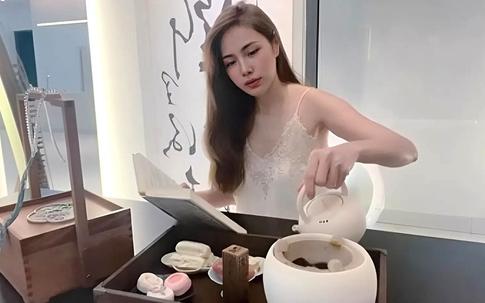 Sau thời gian dài vắng bóng, Thủy Tiên xuất hiện trở lại, gây chú ý với khoảnh khắc thưởng trà trong biệt thự trắng 300 m2