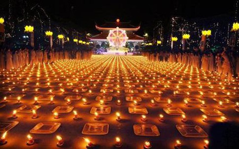 Lưu ý đi chùa tháng 7 âm để tránh phạm kỵ, cầu bình an