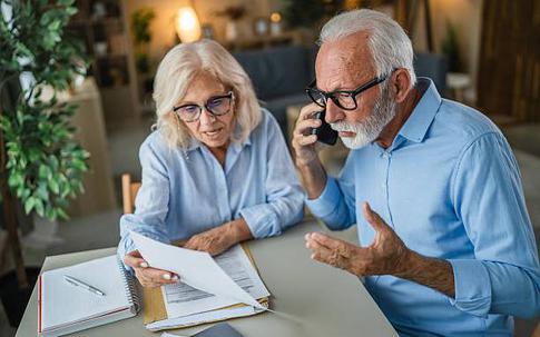 Nhiều người có tiền vẫn khó an hưởng tuổi già vì quên giữ 3 đường lui quan trọng này