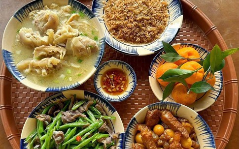 6 mâm cơm gia đình nấu vội khiến cộng đồng xôn xao vì 'quá chất'