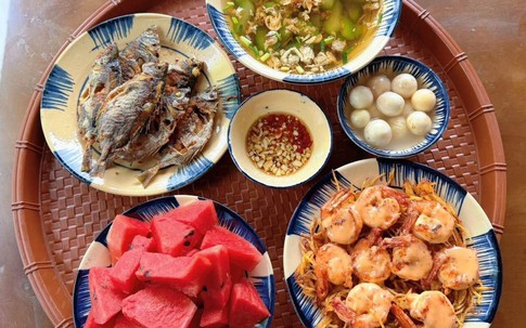 Gợi ý 6 mâm cơm gia đình nấu vội mà đủ chất