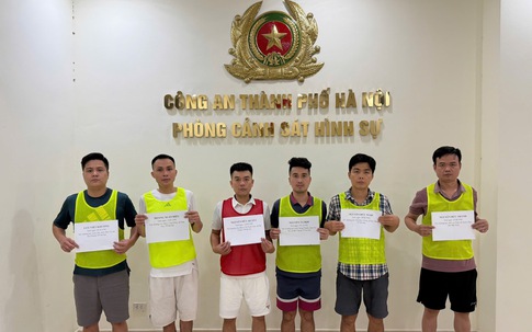 Triệt phá đường dây cá độ bóng đá quy mô lớn qua trang web tại Hà Nội