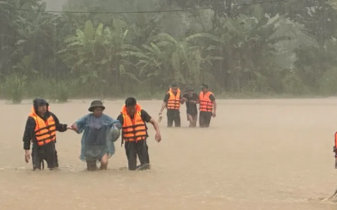 Tin sáng 8/7: Cuối mùa bão 2026 có thể xuất hiện bão mạnh kèm mưa lớn; Hà Nội xây quảng trường phố đi bộ trước công viên Thống Nhất