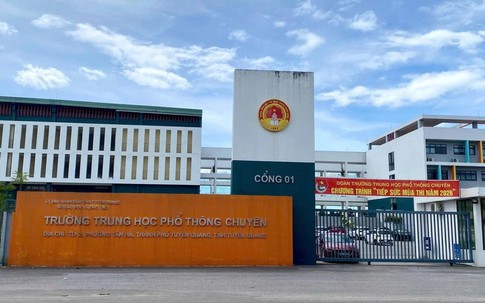 Khởi tố một Phó hiệu trưởng liên quan đến vụ 140 điểm 10 tại Tuyên Quang