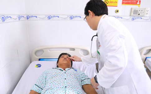 Tăng men gan kéo dài, người phụ nữ 57 tuổi đi khám phát hiện bệnh lý gan hiếm gặp