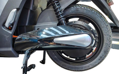 Xuất hiện xe máy điện ở Việt Nam giá 39 triệu đồng chạy 200 km/sạc, vận tốc tới 85 km/h