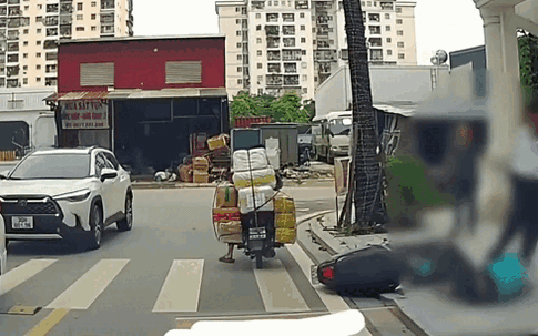 Hà Nội: Công an vào cuộc vụ tài xế xe công nghệ bị bảo vệ hành hung dã man trước cổng khu đô thị