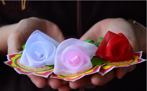 Lễ lớn, quà to và sự nhầm lẫn lễ Vu Lan với Rằm tháng 7