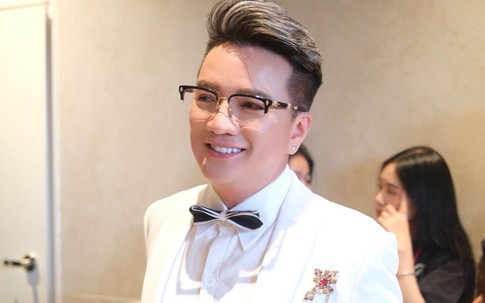 Đàm Vĩnh Hưng bất ngờ có tin vui ở tuổi trung niên