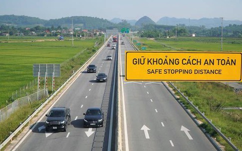 Cục CSGT đưa ra loạt khuyến cáo cho tài xế di chuyển trên cao tốc dịp nghỉ lễ 2/9