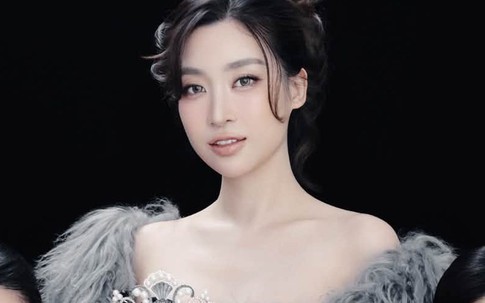 Đỗ Mỹ Linh năm 20 tuổi