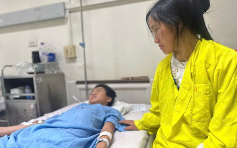 MS 1110: Nam sinh dân tộc H’Mông cần tiền phẫu thuật, mẹ nói tiếng Kinh không sõi ngày đêm chăm con cầu cứu