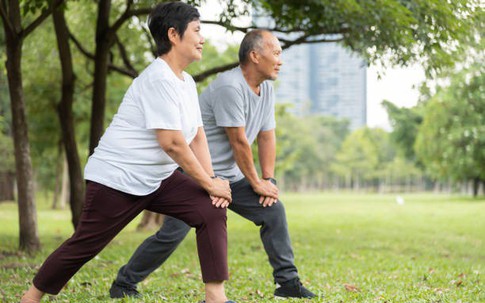 Sau nghỉ hưu, đừng đặt cuộc đời mình vào tay con cái: 9 điều tôi ngộ ra ở tuổi 65