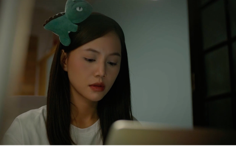 Khánh bất ngờ khi Phương âm thầm giúp đỡ mình