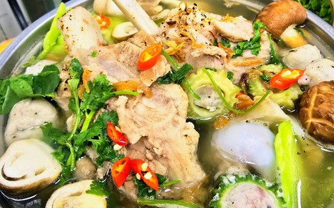 Lẩu khổ qua rừng và làn sóng 'ăn lành' giữa phố thị