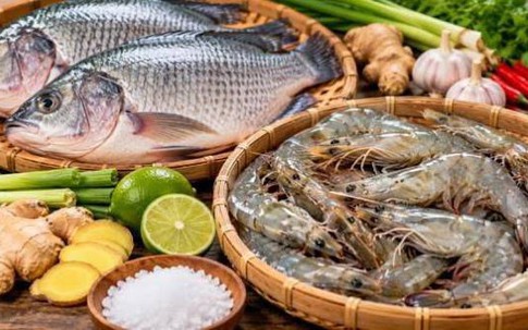 Cách xử lý mùi tanh của cá tôm đơn giản, hiệu quả
