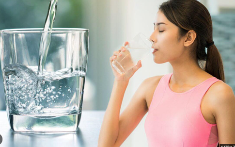 Loại nước không chỉ 'tốt da, đẹp dáng' mà còn có vai trò tốt cho sức khỏe, đặc biệt là thận