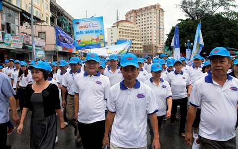 Quảng Ninh: Hơn 2.000 người đi bộ hưởng ứng ngày tim mạch thế giới