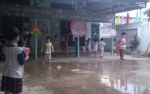 Nỗi khổ công nhân nghèo phó mặc con cho… "bảo mẫu" tự phát