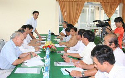 Đoàn công tác Tổng cục DS-KHHGĐ làm việc tại Bến Tre