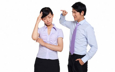 Đàn ông Việt ít học, giả tạo nên mới đề cao trinh tiết?!