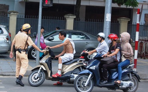 Giật mình với “văn bản lạ”!