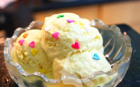 Tự làm kem xoài không cần máy