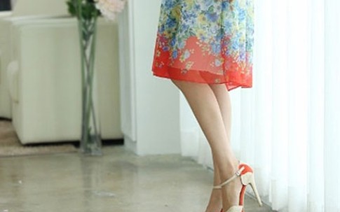 Chọn váy đẹp cho người chân nhỏ 