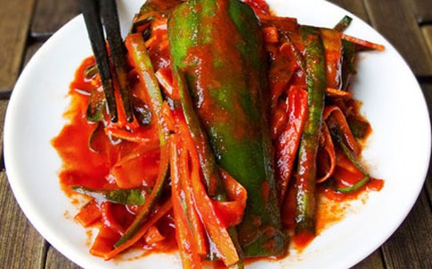 Giòn ngon hấp dẫn kim chi dưa chuột 